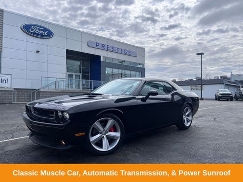 Used 2009 Dodge Challenger SRT8 w/ SRT Option Group II image 1