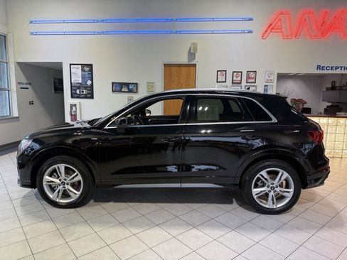 Used 2022 Audi Q3 2.0T Premium Plus image 4