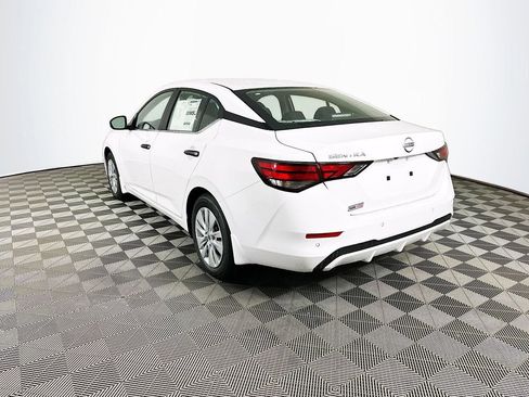 New 2025 Nissan Sentra S image 7