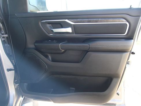 Used 2024 RAM 1500 Big Horn AWD/4WD image 40
