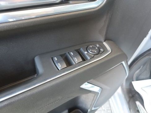 Used 2024 Chevrolet Silverado 1500 LT image 20