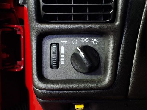 Used 2002 Chevrolet Camaro Z28 w/ SS Performance/Appearance Pkg image 12