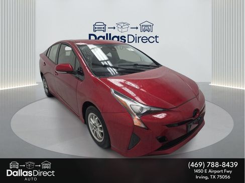 Used 2018 Toyota Prius Two w/ Prius Two Safety Plus Package FWD image 2