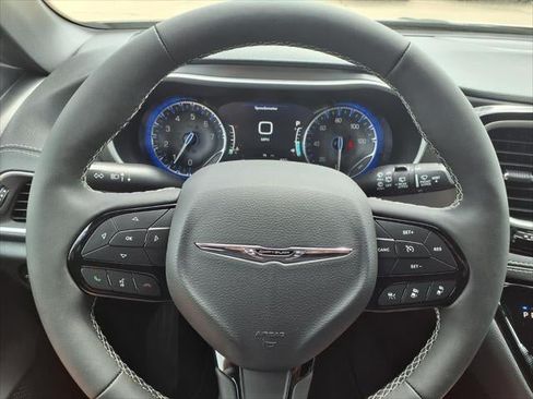 New 2026 Chrysler Pacifica Select w/ S Appearance Package FWD image 41