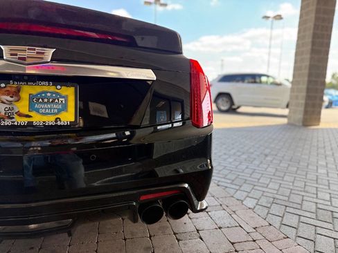 Used 2017 Cadillac CTS V w/ Luxury Package image 13