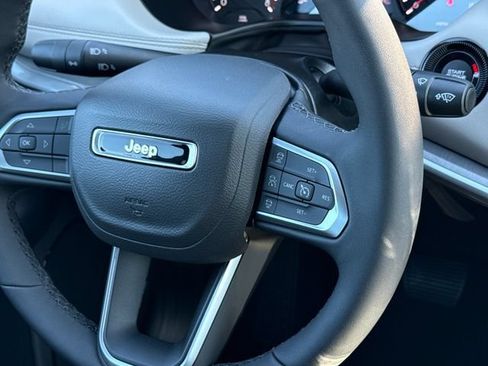 New 2026 Jeep Compass Limited AWD/4WD image 13