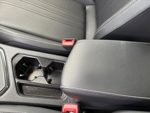Certified 2024 Volkswagen Tiguan SE R-Line w/ MDO Package, Three-Row FWD image 20