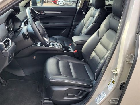 Used 2024 MAZDA CX-5 AWD 2.5 S w/ Select Package image 17
