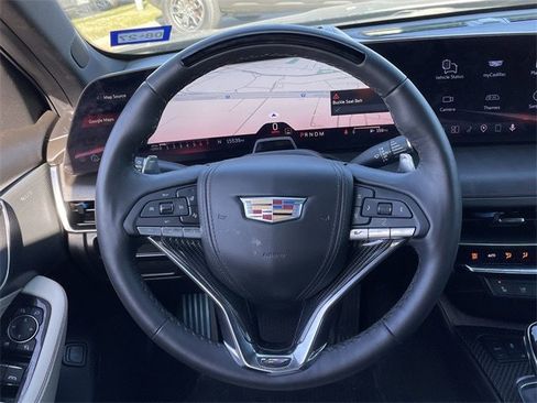 Used 2026 Cadillac CT5 V w/ Technology Package image 12