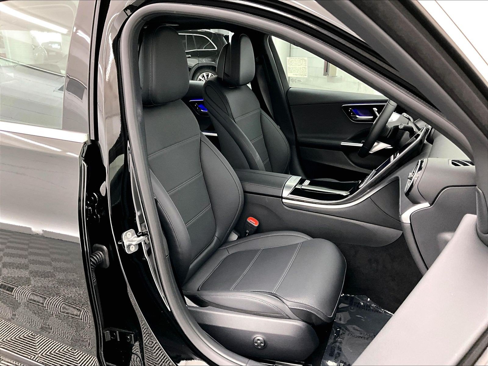Used 2026 Mercedes-Benz C 300 Sedan image 6