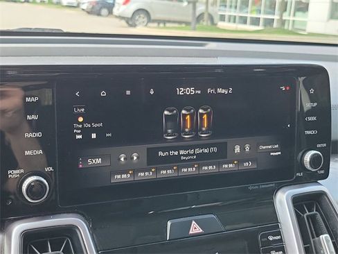 Used 2022 Kia Sorento EX w/ Panoramic Sunroof Package image 14