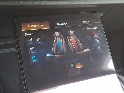 New 2026 Cadillac Vistiq Luxury image 17