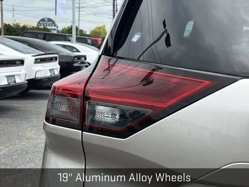 Used 2021 Nissan Rogue SL w/ Premium Package FWD image 10