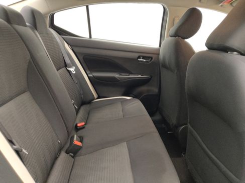 Used 2021 Nissan Versa SV image 19