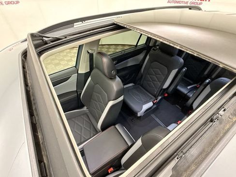 Used 2024 Volkswagen Atlas Peak Edition SEL AWD/4WD image 22