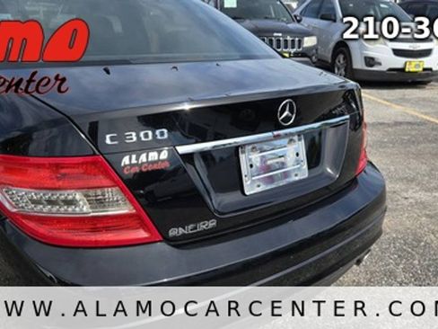 Used 2008 Mercedes-Benz C 300 Sedan image 11
