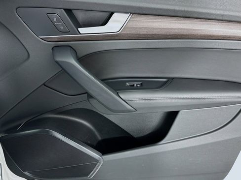 Used 2022 Audi Q5 2.0T Premium Plus w/ Premium Plus Package image 23