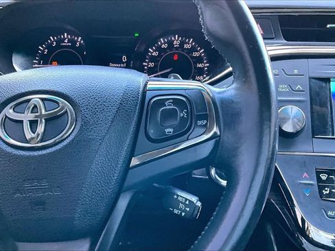 Used 2013 Toyota Avalon XLE Touring FWD image 22