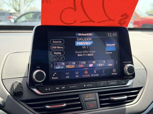 Used 2022 Nissan Altima 2.5 SV FWD image 19