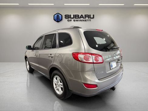Used 2011 Hyundai Santa Fe GLS FWD image 3