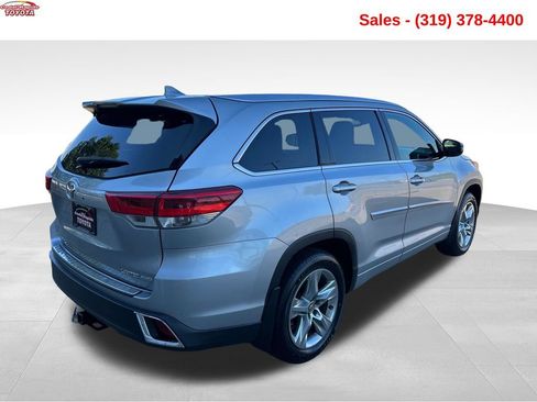 Used 2018 Toyota Highlander Limited w/ Protection Package #3 AWD/4WD image 5
