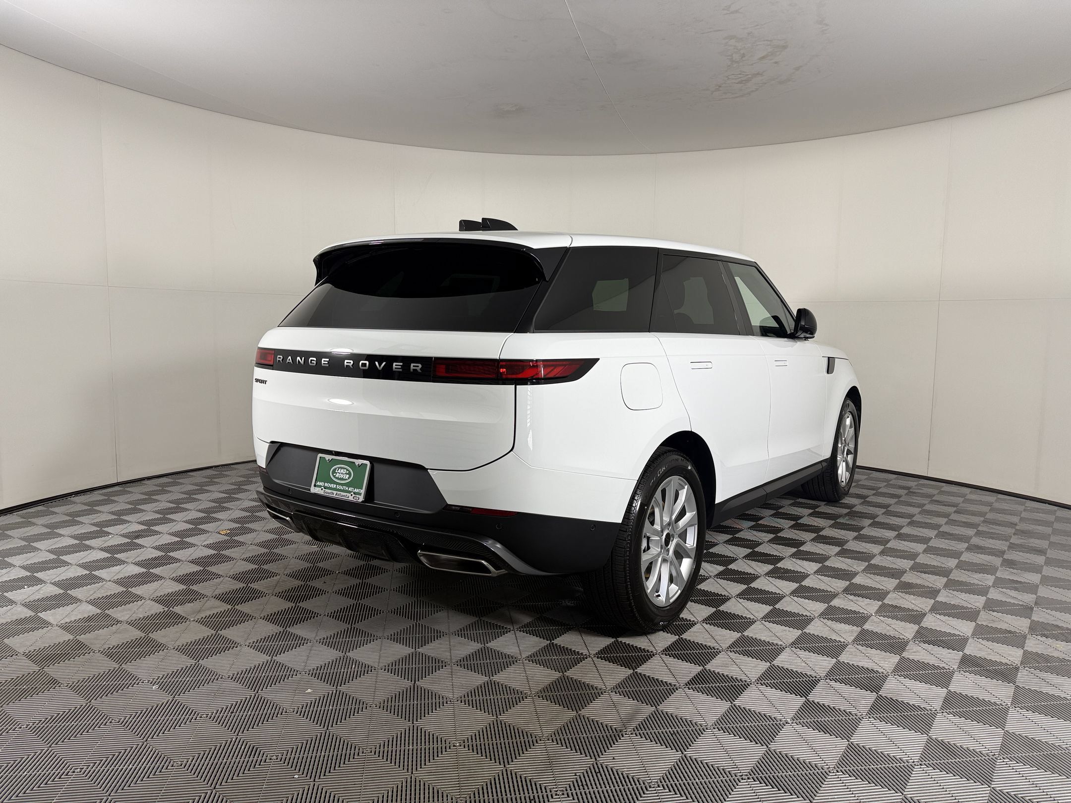 New 2027 Land Rover Range Rover Sport SE AWD/4WD image 9