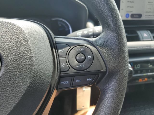 Used 2024 Toyota RAV4 LE AWD/4WD image 18