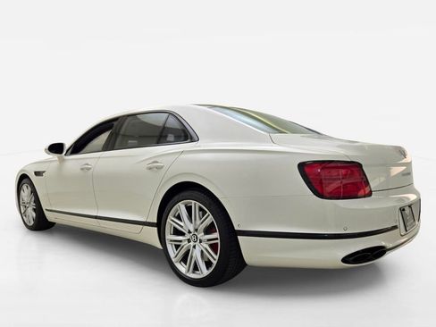 Certified 2023 Bentley Flying Spur V8 AWD/4WD image 3