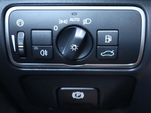 Used 2015 Volvo XC60 T5 AWD/4WD image 29