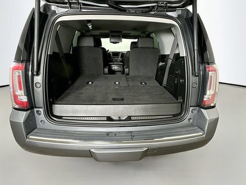 Used 2019 GMC Yukon Denali w/ Denali Ultimate Package AWD/4WD image 35