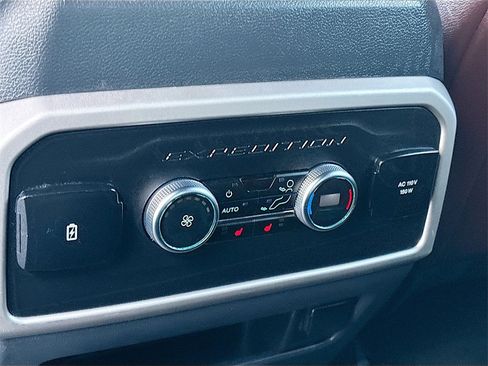 Used 2024 Ford Expedition Max Limited image 26