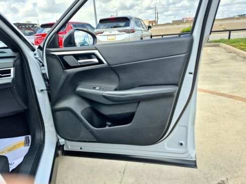 Used 2022 Mitsubishi Outlander SE AWD/4WD image 24