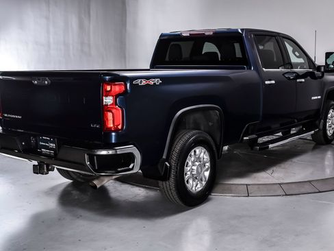 Used 2020 Chevrolet Silverado 2500 LTZ AWD/4WD image 4