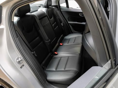 Used 2024 Volvo S60 B5 Core AWD/4WD image 37