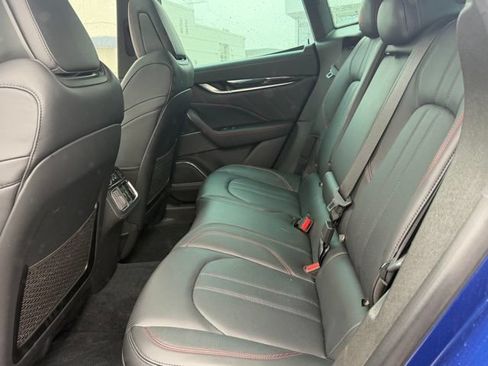 Used 2024 Maserati Levante GT Ultima AWD/4WD image 15