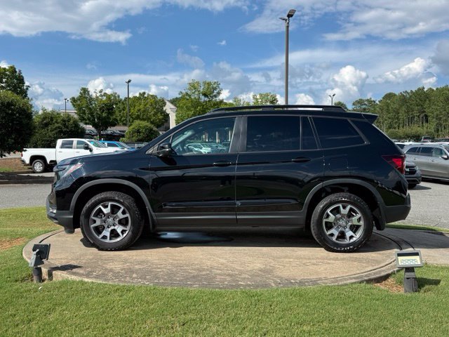 Used 2023 Honda Passport TrailSport image 4