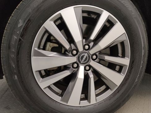 Used 2022 Nissan Pathfinder SL AWD/4WD image 31