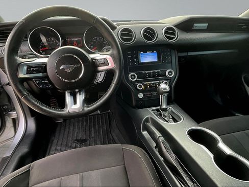 Used 2022 Ford Mustang Coupe RWD image 8