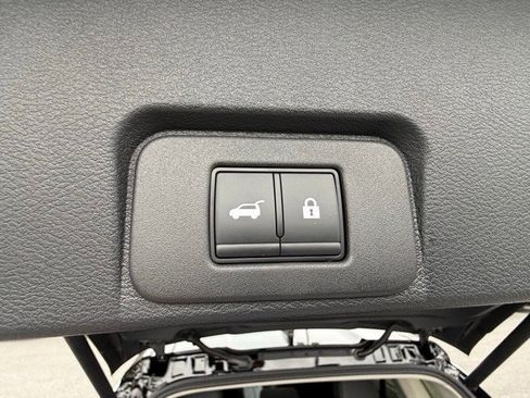 New 2026 Nissan Rogue Platinum w/ Platinum Premium Package image 18