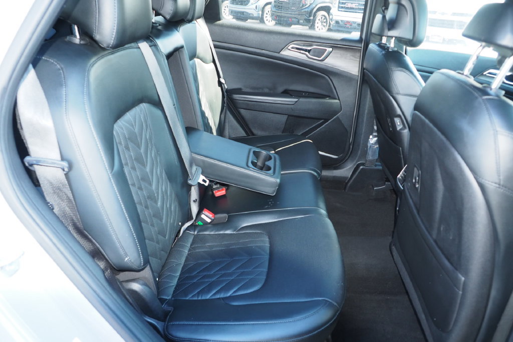 Used 2023 Kia Sportage X-Line AWD/4WD image 18