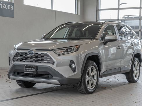 Used 2021 Toyota RAV4 Limited image 25