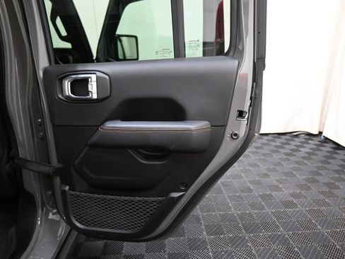 Used 2022 Jeep Gladiator Mojave w/ LED Lighting Group AWD/4WD image 29