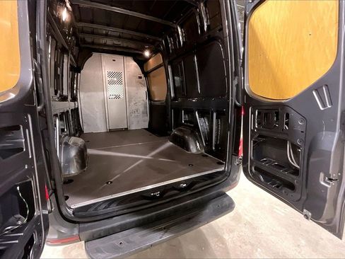 Used 2023 Mercedes-Benz Sprinter 2500 image 15
