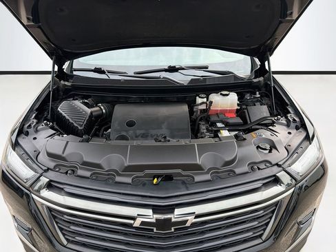 Used 2023 Chevrolet Traverse LT w/ Midnight/Sport Edition AWD/4WD image 32