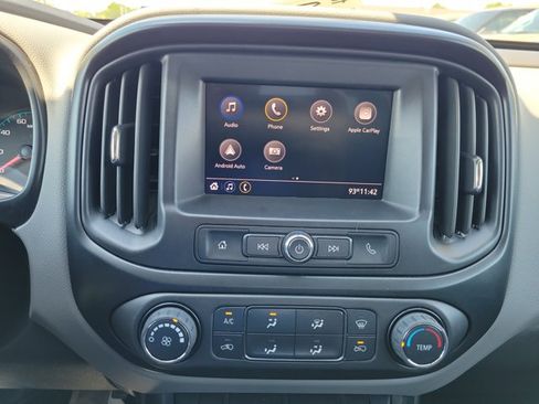 Used 2022 Chevrolet Colorado W/T w/ WT Convenience Package AWD/4WD image 19
