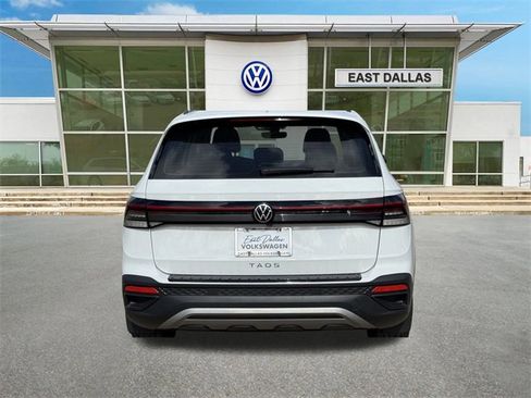 Used 2025 Volkswagen Taos S image 5