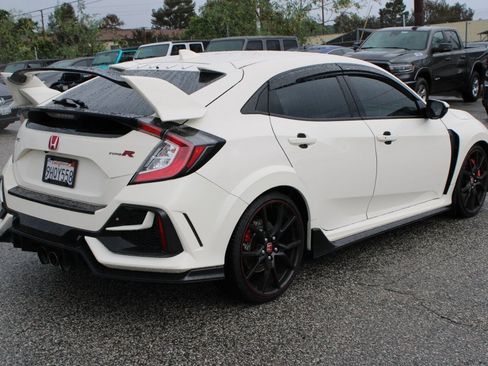 Used 2019 Honda Civic Type R image 4