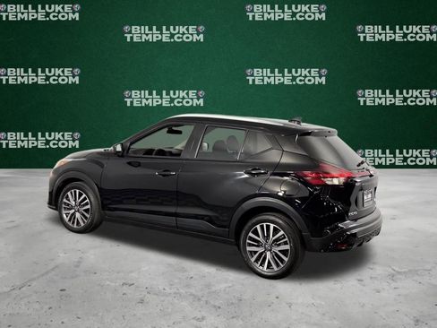 Used 2024 Nissan Kicks SV image 9