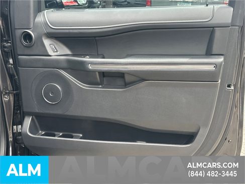 Used 2024 Ford Expedition XLT RWD image 16