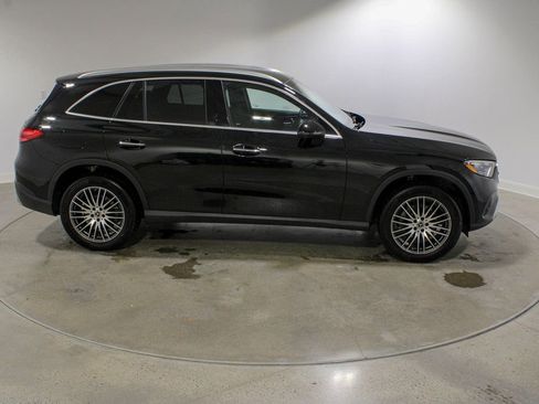 Used 2023 Mercedes-Benz GLC 300 GLC 300 image 6